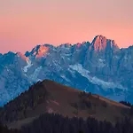 Wulfeniahütte - Dolinza Alm * Vorderberg