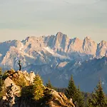 Wulfeniahütte - Dolinza Alm Apartamento *