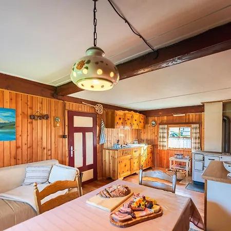 Wulfeniahuette - Dolinza Alm Apartment