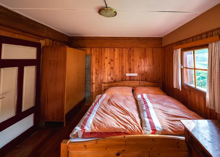 Wulfeniahuette - Dolinza Alm * Vorderberg