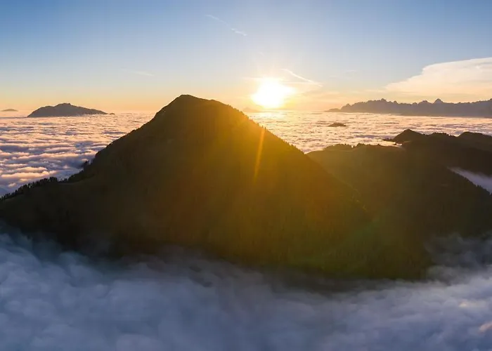 Wulfeniahuette - Dolinza Alm * Vorderberg